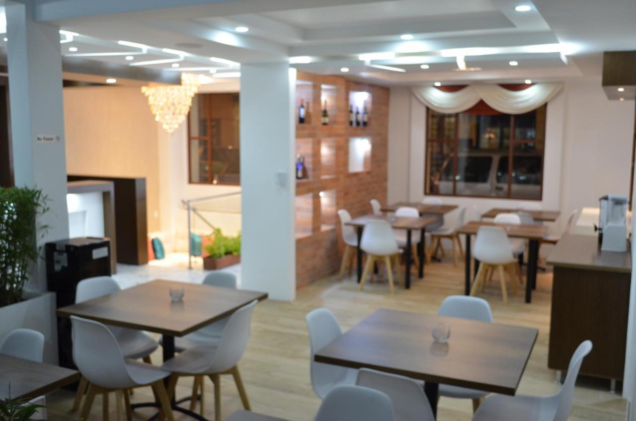 Hotel Gran Mariscal 키토 외부 사진